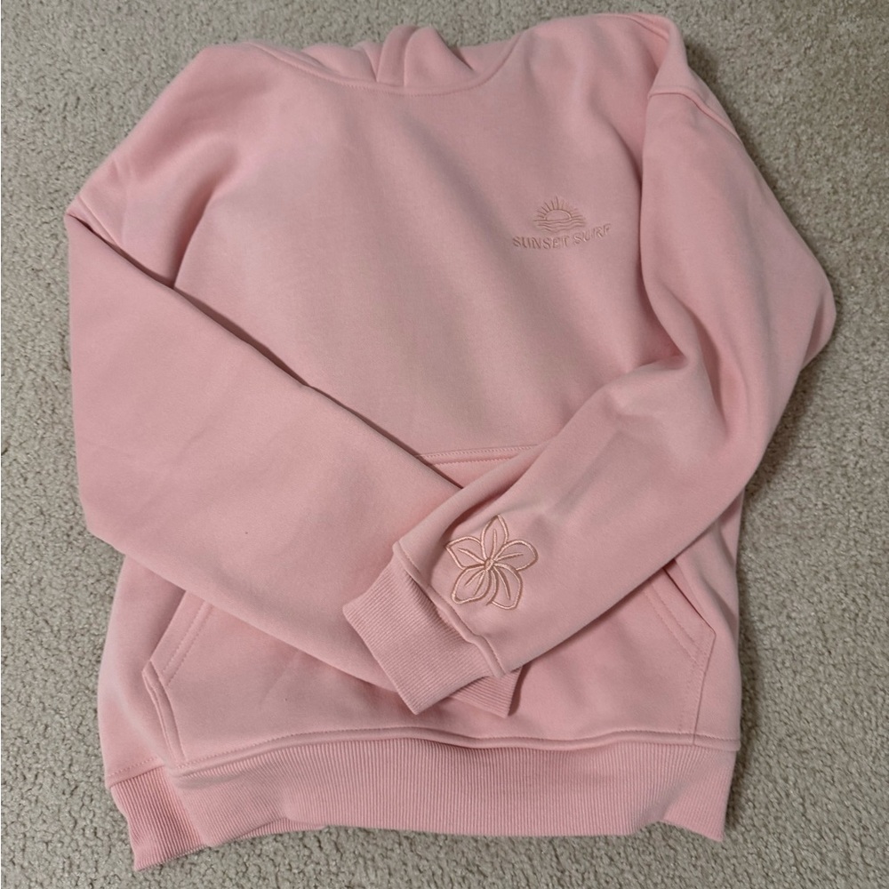 BRAND NEW SUNSET SURF HOODIE SIZE SMALL